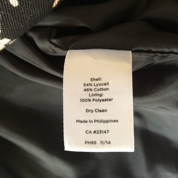 🛑SOLD🛑Floral Pencil Skirt - Picture 8 of 8